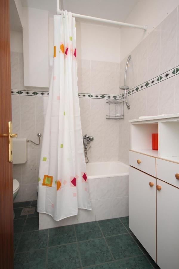 Apartments With A Parking Space Makarska - 6693 Екстер'єр фото