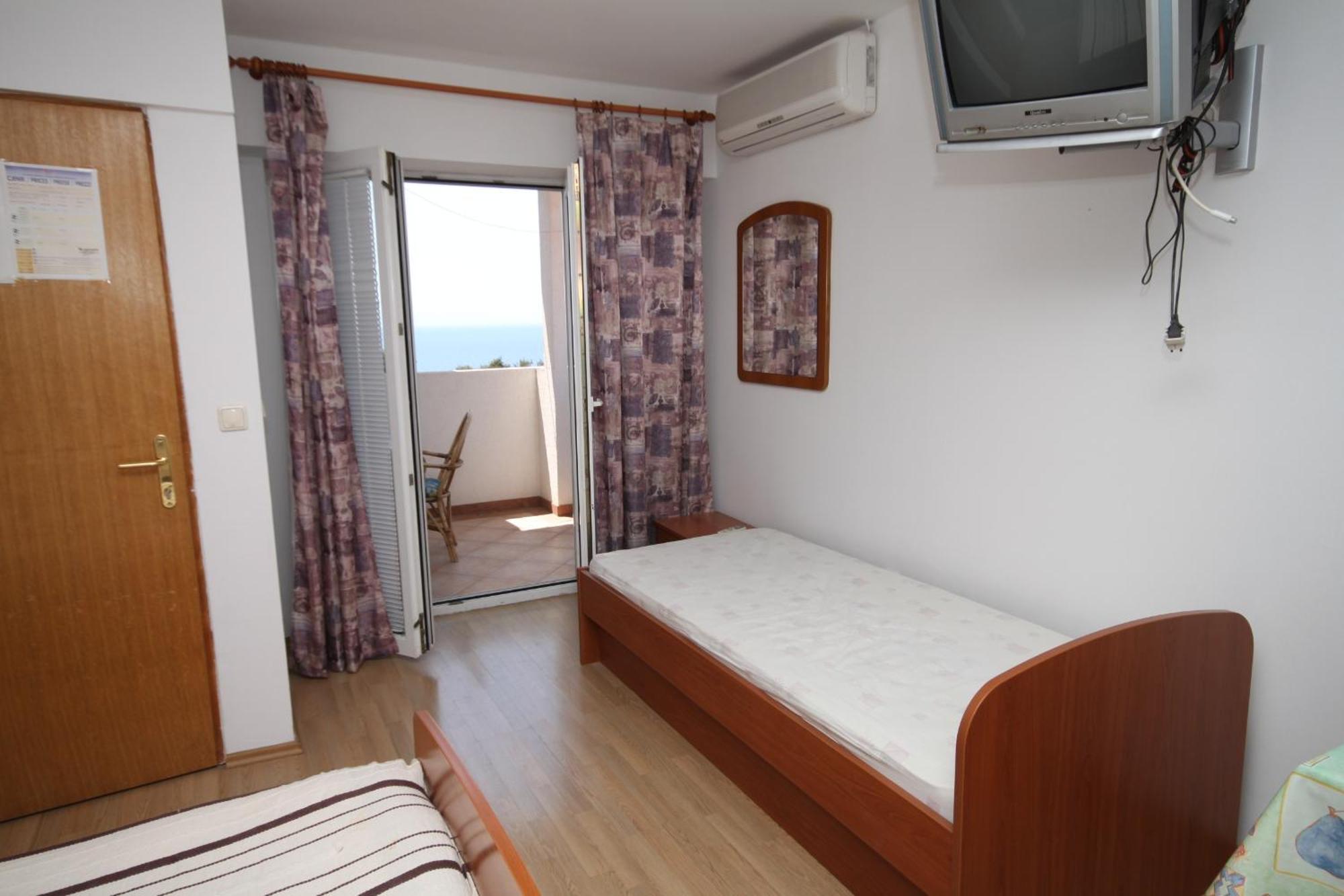 Apartments With A Parking Space Makarska - 6693 Номер фото