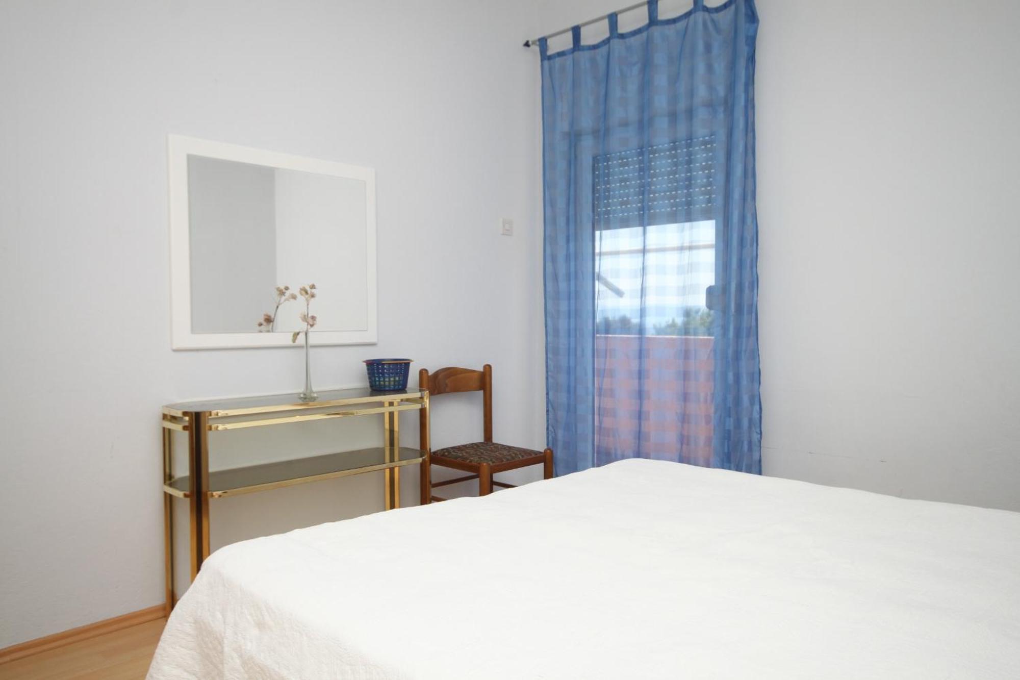 Apartments With A Parking Space Makarska - 6693 Номер фото